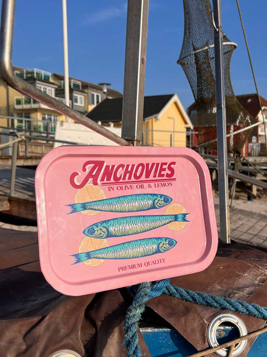 Batela Metalltablett rosa Anchovies 34 x 23