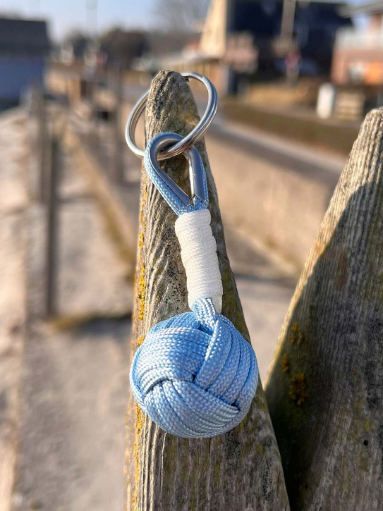 Schlüsselanhänger Seilknoten Tauknoten hellblau 13 cm