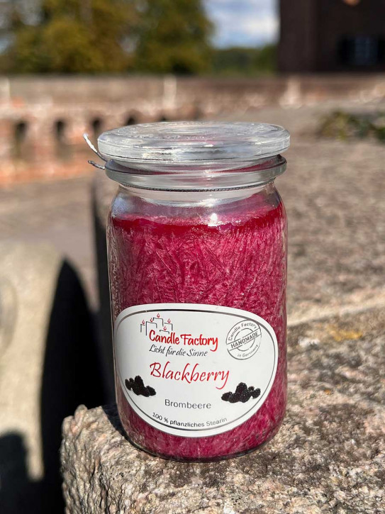 Candle Factory Baby-Jumbo Duft-Kerze im Weckglas Blackberry Stearinkerze