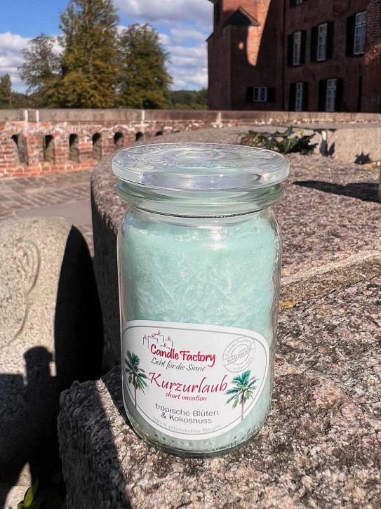 Candle Factory Baby-Jumbo Duft-Kerze im Weckglas Kurzurlaub Stearinkerze