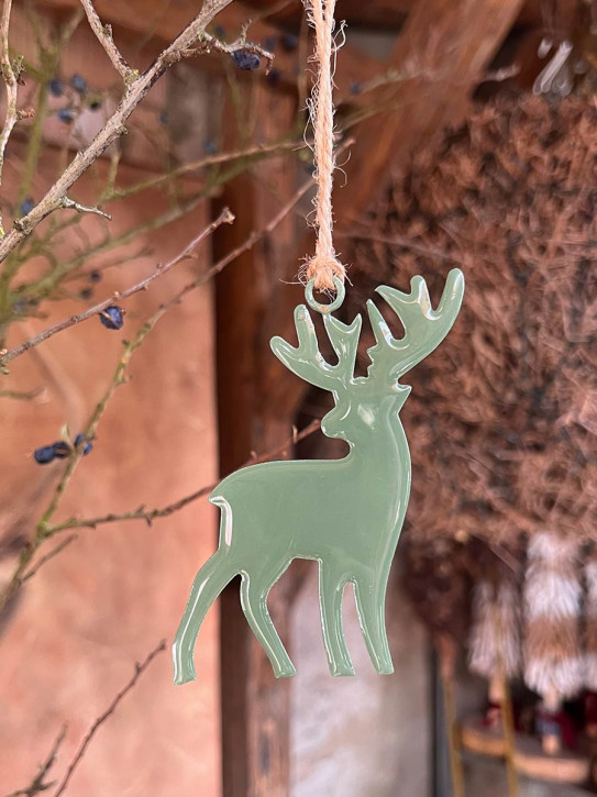 Metallanhänger Hirsch graugrün lackiert H10