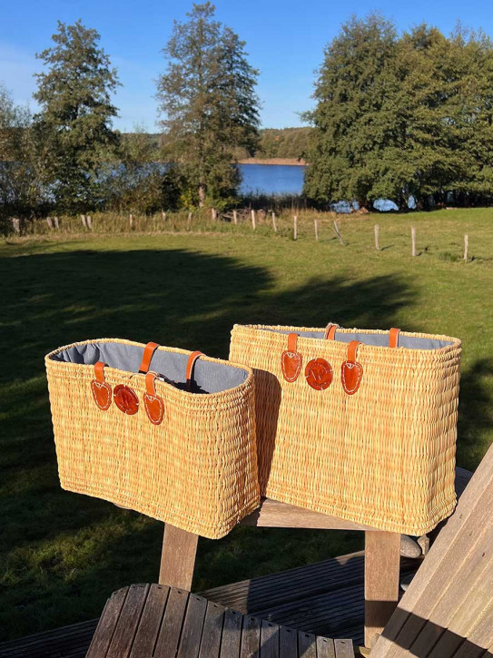 Schmale Korbtasche Shopper natur lange Schulterriemen graues Futter Schmale Korbtasche Shopper natur lange Schulterriemen graues Futter