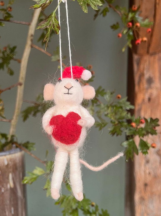 Filzanhänger weiße Maus mit rotem Herz