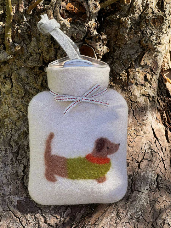 Dorothee Lehnen Miniwärmflasche Pulloverdackel peyote cactus Hülle Merinowolle gefilzt 0,2l