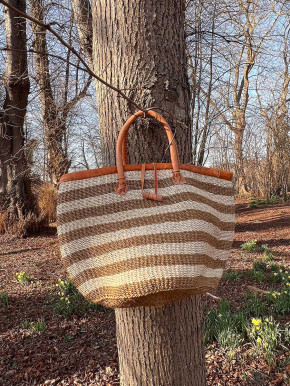 Sisal Korb Korbtasche Shopper beige-braun schmal gestreift Verschluss Lederhenkel