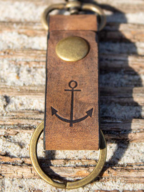 Schlüsselanhänger braunes Leder mit Ankermotiv 11 cm