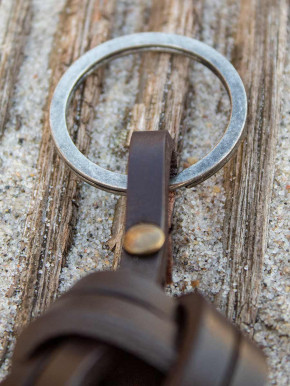 Schlüsselanhänger Lederknoten braun 10 cm