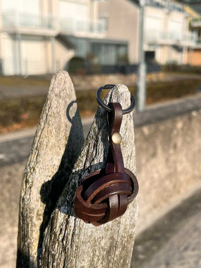 Schlüsselanhänger Lederknoten braun 10 cm