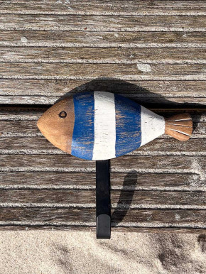 Batela kleine Garderobe Holzfisch weiß dunkelblau gestreift 1 Haken