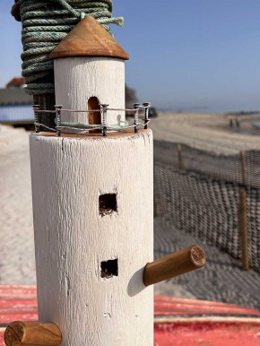 Batela Holzgarderobe weißer Leuchtturm 3 Haken H45