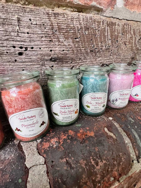 Candle Factory Baby-Jumbo Duft-Kerze im Weckglas Pinienholz Stearinkerze