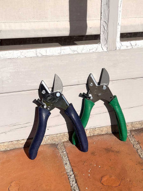 Chop Chop Bloom Gartenschere mit Ledergriff Poppy Deep Blue