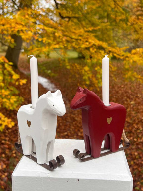 Weißes Holzpferd auf Ski Kerzenhalter Pferd Madleys H13