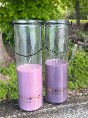 Home Society Candle Tube Kerze Frank im Hängeglas lila flieder