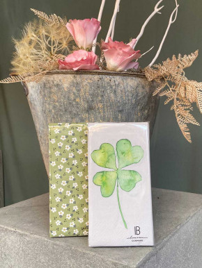 IB Laursen Papier Servietten weiße Streublumen auf grün 16 Stück