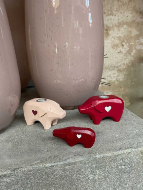 Madleys Mini Glücksschwein Holzschwein rot mit Herzchen