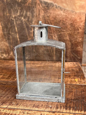 Eisenblech Zink Laterne mit Glaswänden und Aufhängung H20