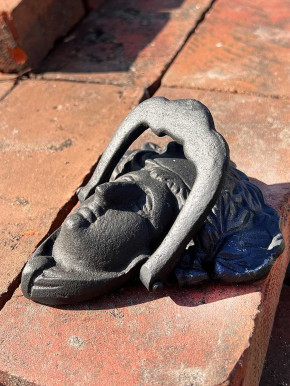 Türklopfer Gusseisen Frauenkopf H15