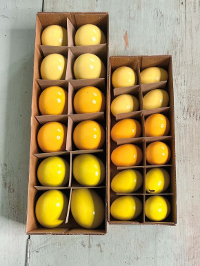 12er Pack Hühner-Eier gelb lackiert H6