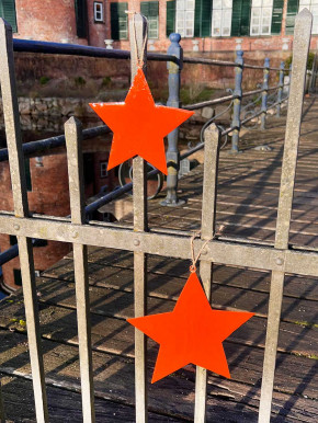 Metallstern orange lackiert Stern L zum Aufhängen D20