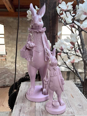 Osterhase Häsin stehend mit Körbchen flieder Polyresin H51