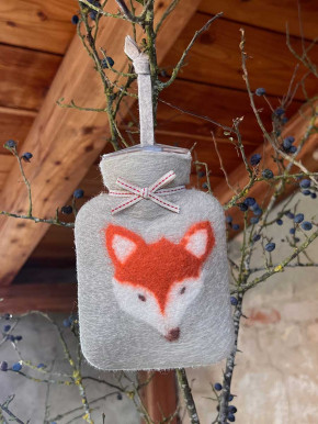 Dorothee Lehnen Miniwärmflasche Fuchs powdered jade Hülle Merinowolle gefilzt 0,2l