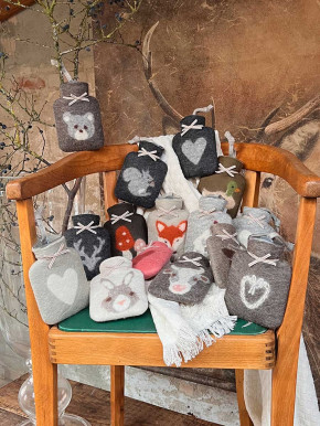 Dorothee Lehnen Miniwärmflasche Fuchs powdered jade Hülle Merinowolle gefilzt 0,2l